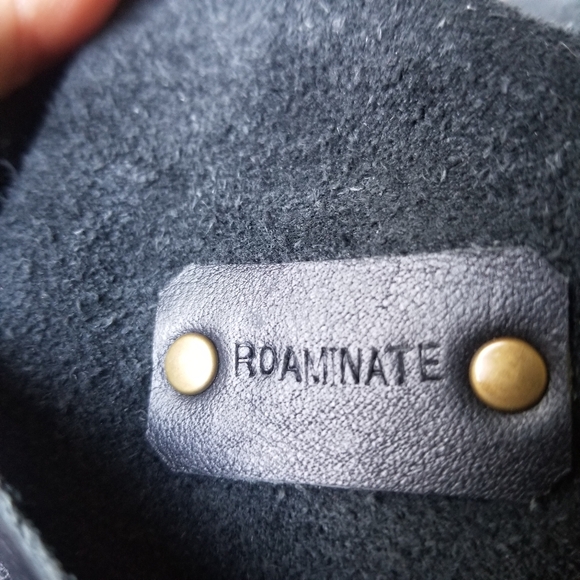 Roaminate handmade black leather crossbody clutch purse small flaw - Picture 5 of 12